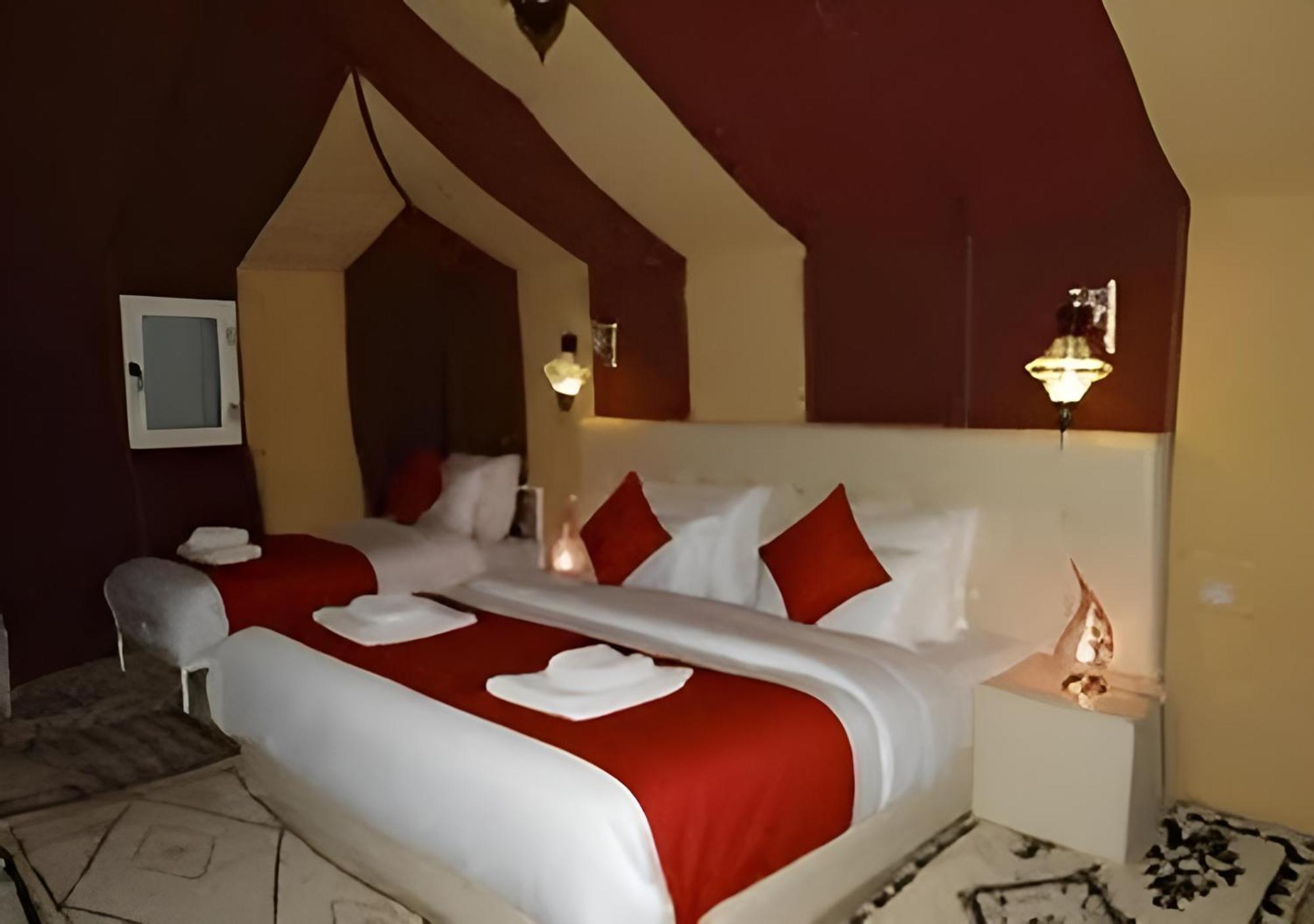 Merzouga Lovely Luxury Camp Exterior foto